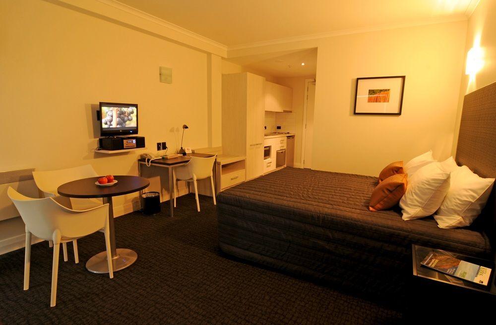เควสนาปิเออร์โฮเต็ล Aparthotel เนเปียร์ ภายนอก รูปภาพ