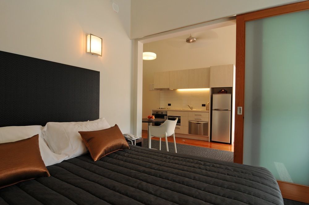 เควสนาปิเออร์โฮเต็ล Aparthotel เนเปียร์ ภายนอก รูปภาพ